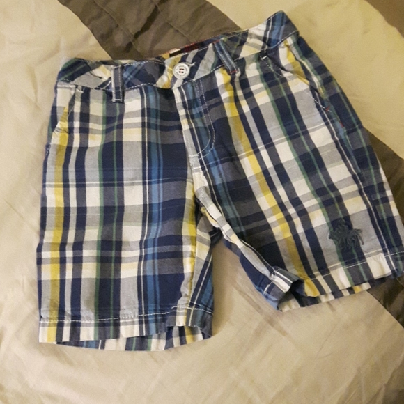 size 4/5 Boys U.s. Polo Assn. plaid shorts - Picture 3 of 6